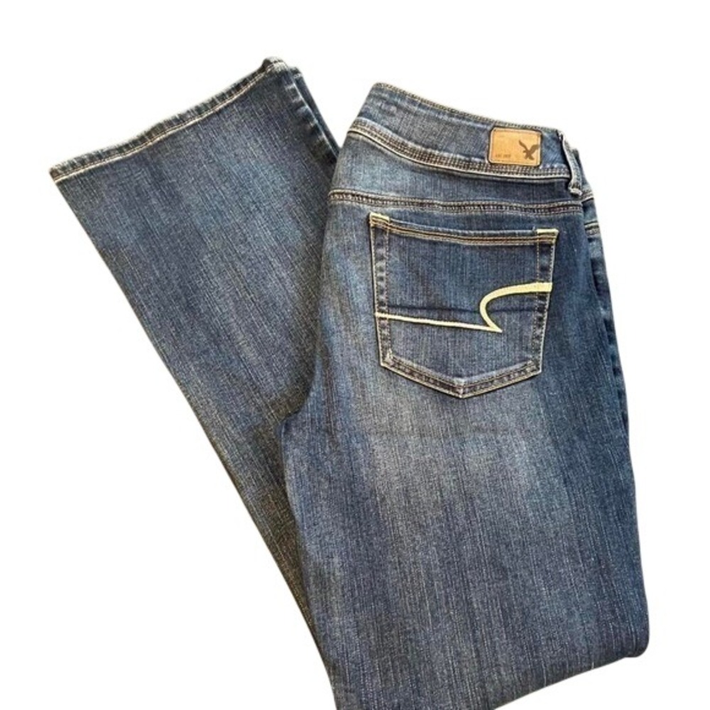 American Eagle women's 12 Kick boot super stretch denim jeans
